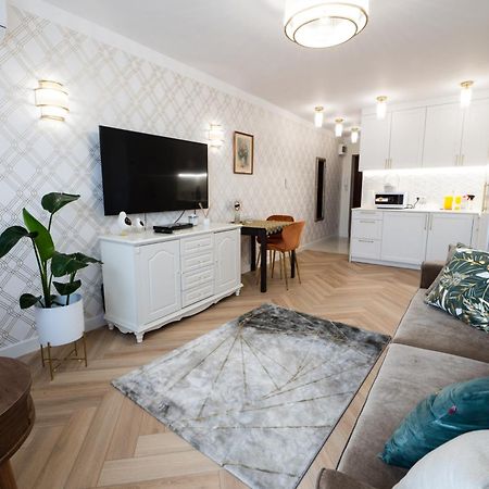 Apartament Zielona Ochota Warszawa Exteriör bild
